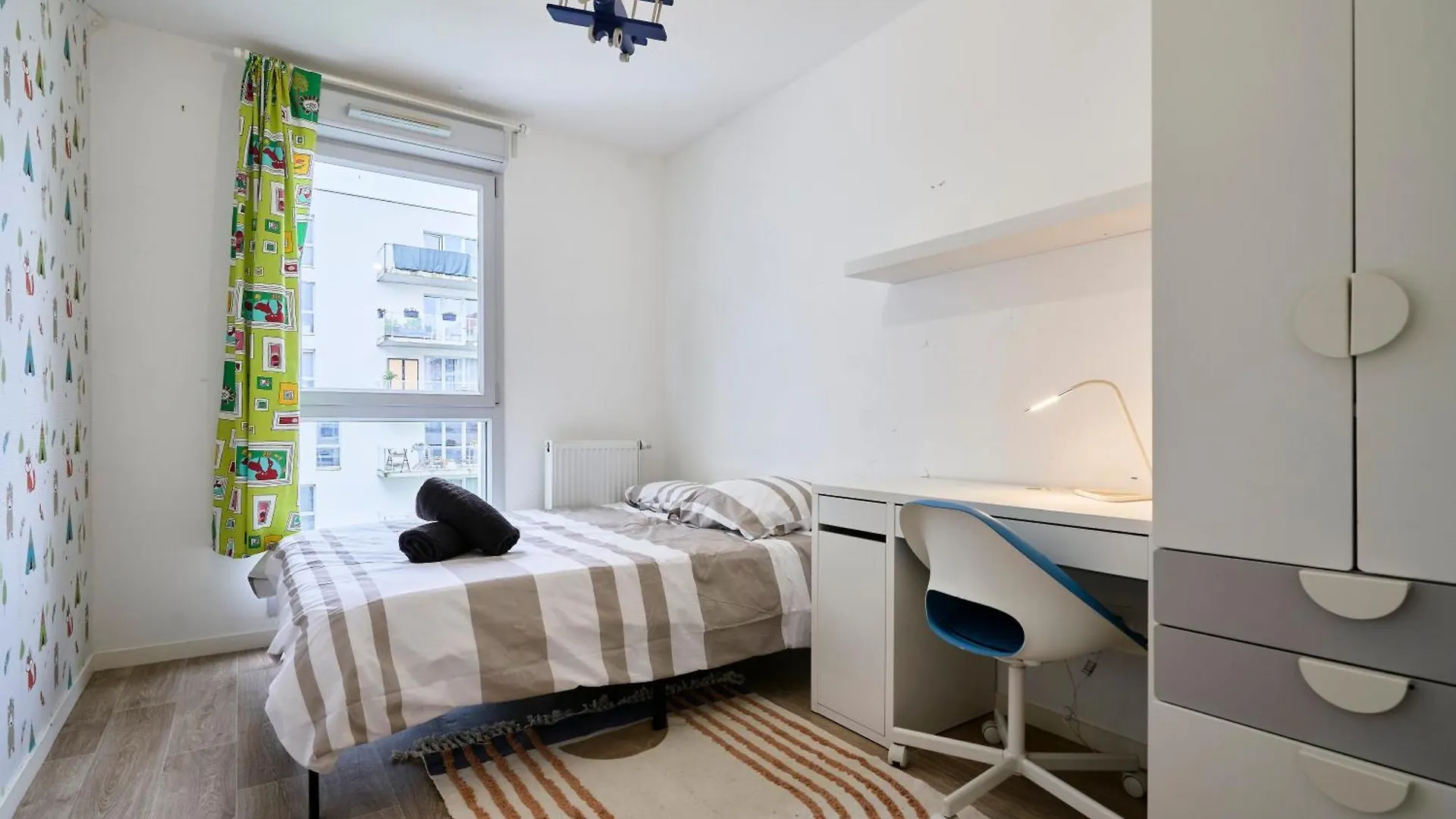 Appartement T4 Moderne Et Spacieux A Lilla