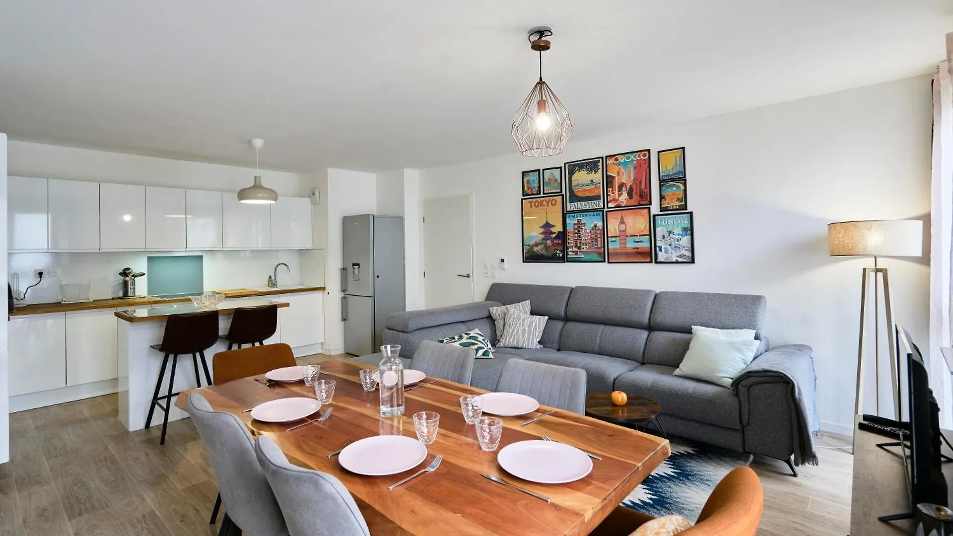 Appartement T4 Moderne Et Spacieux A Lilla 0*,